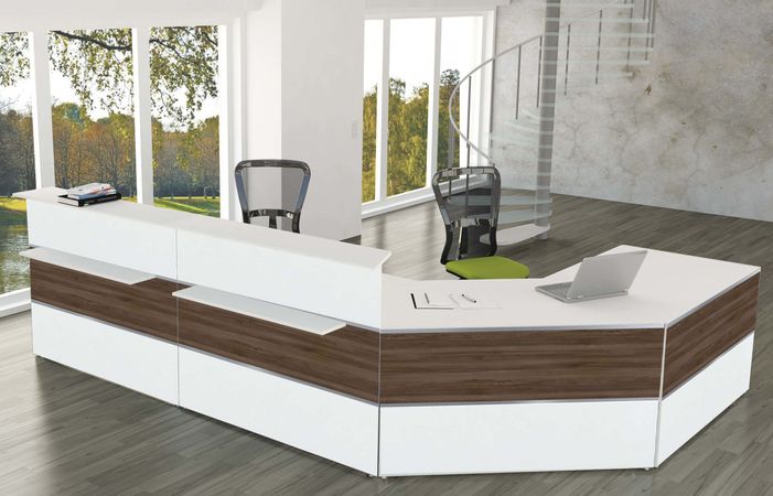 Empfangstheke Nussbaum L-Form mit großem Beratungsplatz | 108 x 370 x 245 cm (HxBxT)
