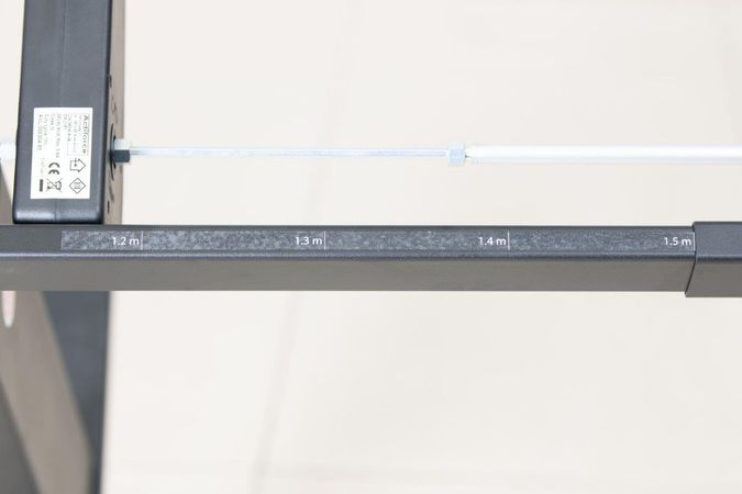 Schulungstisch Steharbeitsplätze verstellbar