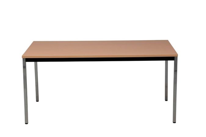 Konferenztisch mit Chrombeinen