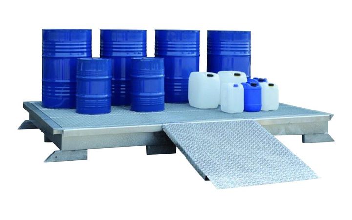 Auffahrrampe Gefahrstofflager