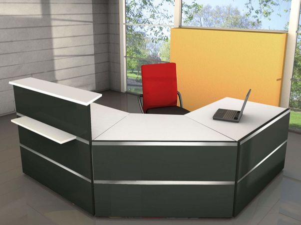 Empfangstheke Mono C-Form mit großem Beratungsplatz | 108 x 250 x 250 cm (HxBxT)