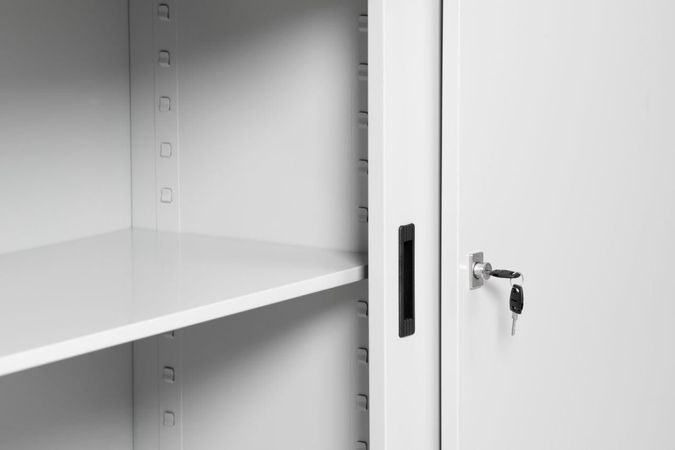 Zylinderschloss Schiebetürschrank Fachboden